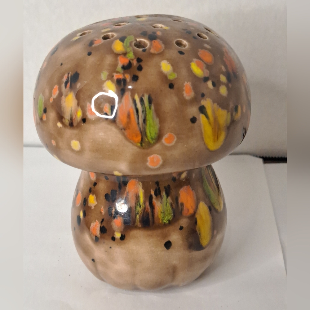Vintage Mushroom Salt Or Pepper Shaker.